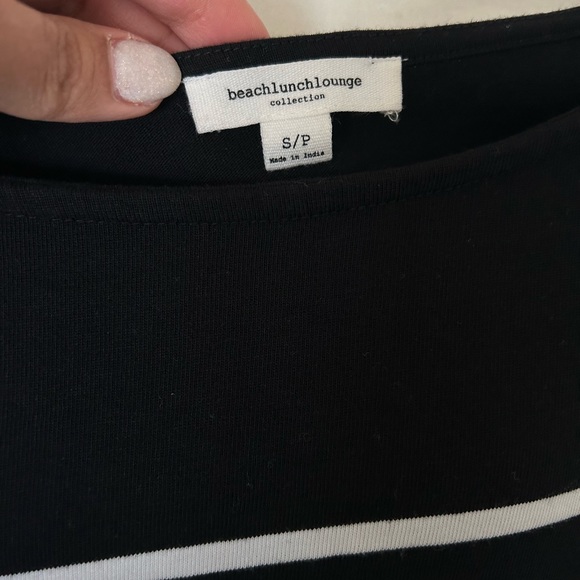 Striped dress with tulle sleeves - Picture 6 of 9